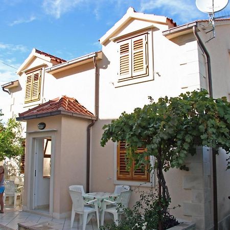 Apartments With A Parking Space Supetar, Brac - 6037 Luaran gambar