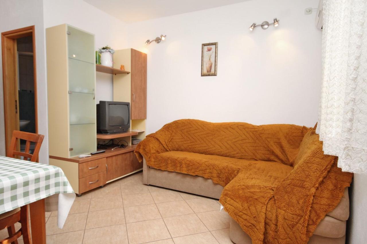 Apartments With A Parking Space Supetar, Brac - 6037 Luaran gambar